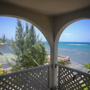 Sahara Hostel Montego Bay